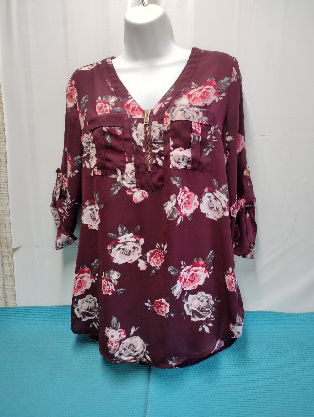 Rue 21 Women's Shirt Semi Sheer Floral Roll Tab Sleeves Top - S